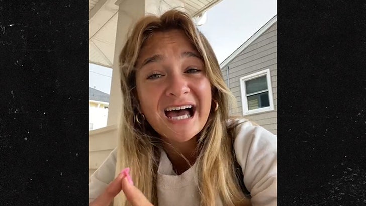 070621-claudia-conway-primary