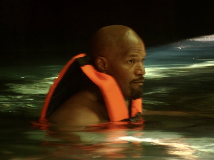 0818-jamie-foxx-tulum-cave-shirtless-photos-primary