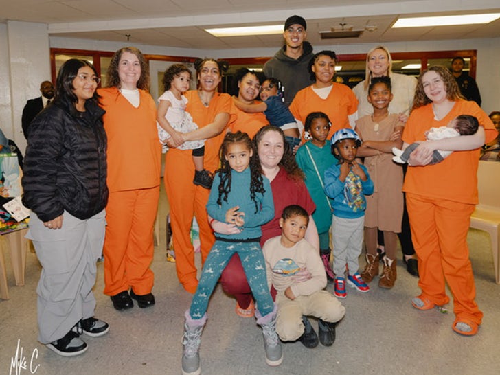 Kyle Kuzma Donates To Female Inmates