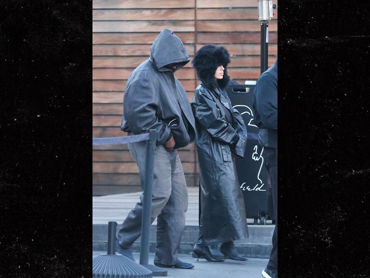 872775a2b65d4635b443381ca1d84440_md kanye west and bianca censori in weho shopping