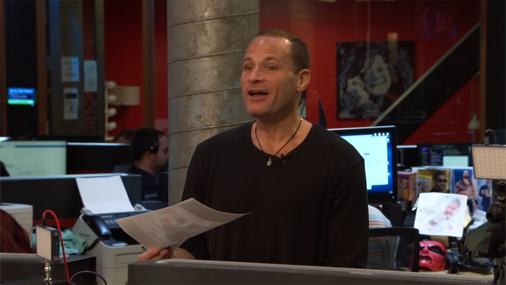 88ff39c8533348268ee8f970c53e32ab_md 011224_tv_clips_gary_busey_public_pee.01_00_11_08.Still001