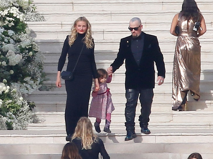 8942c27412de45808d68b3abf3fd3e97_md cameron diaz benji madden