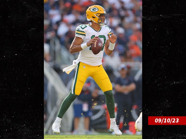 8d549401cf624a698375d13a45f1feec_md jordan love