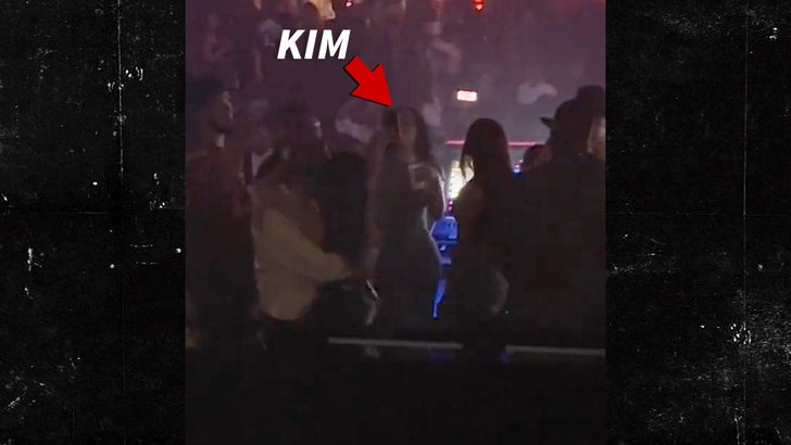 8eb0ae77d79e4a84b5866e1d392e2787_md 081423-kardashians-kim-kal