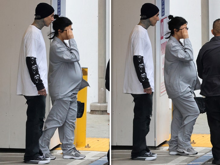 Travis Barker Leaves Hospital with Kourtney Kardashian