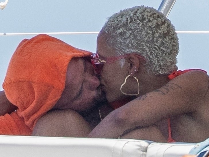 0608-doja-cat-j-cyrus-bikini-yacht-cabo-photos-primary-2