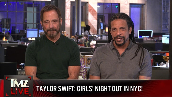 111423_tmz_live_taylor_kal