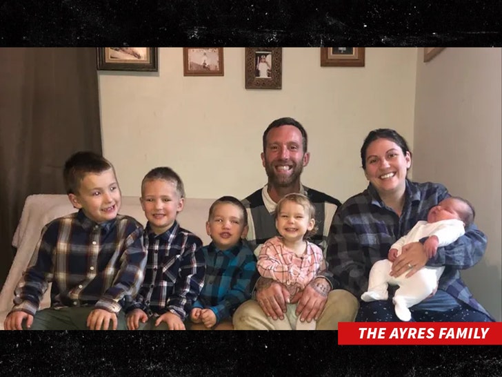 The Ayres Family no credit 1
