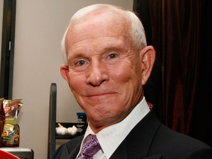 Remembering Tom Smothers