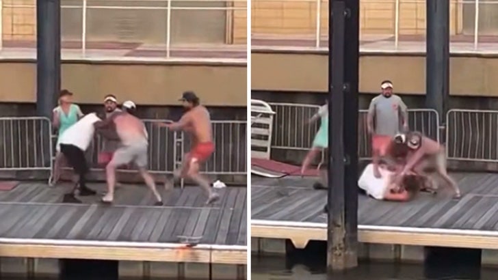 9878024bd3a54d258de7e8dea621fd74_md-3 080623_riverboat_fight_across_river_kal