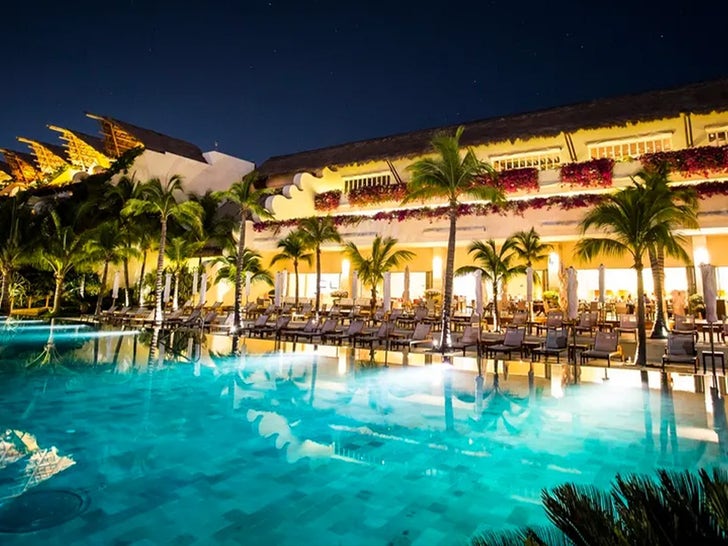 'Love Is Blind' Inspires Special Package at Mexican Resort