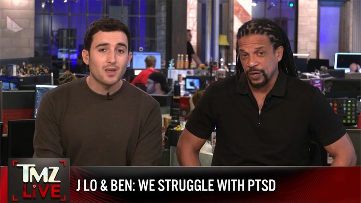 9a52b2948f8143a7869caceca73f0eed_md 122123_tmz_live_jlo_kal