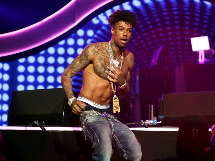a0cac923c31f4693b59ee741d9026669_md-1 Blueface Performance Pics