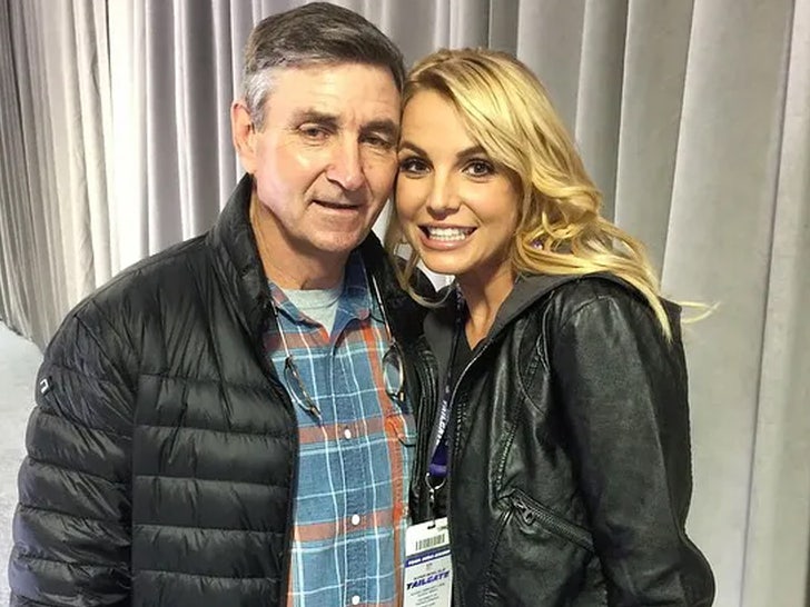 0822 britney spears jamie spears getty6