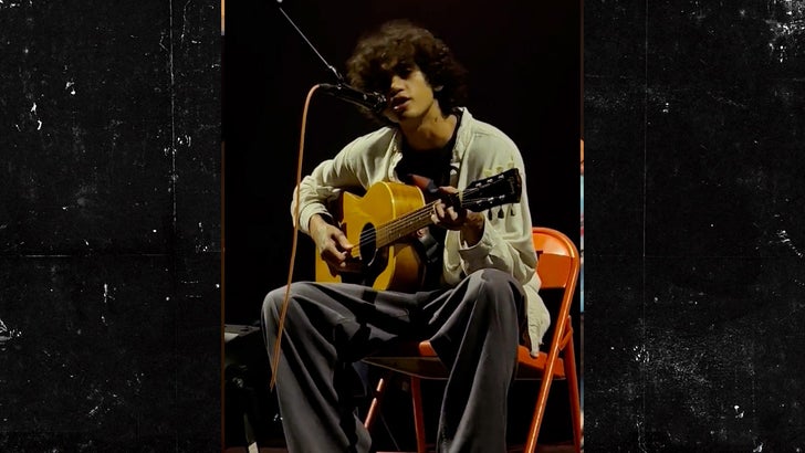 a4e6c01d2caa492da628bcbf60112d18_md-3 080223-dominic-fike-KAL