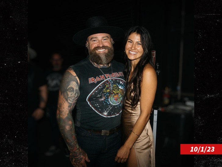 ad4c25558626498085d1655cd3c7f4ee_md Zac Brown and Kelly Yazdi insta 1