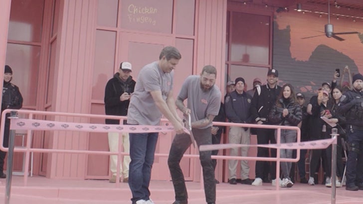 aed0aa073d444ed0929ce8541a0713bd_md 041323_post_malone_canes_kal