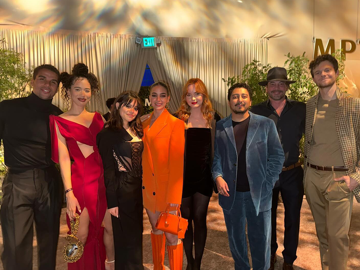 Melissa Barrera and jenna ortega