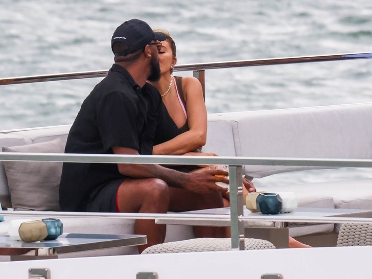 Larsa Pippen And Marcus Jordan Kiss During Boat Trip