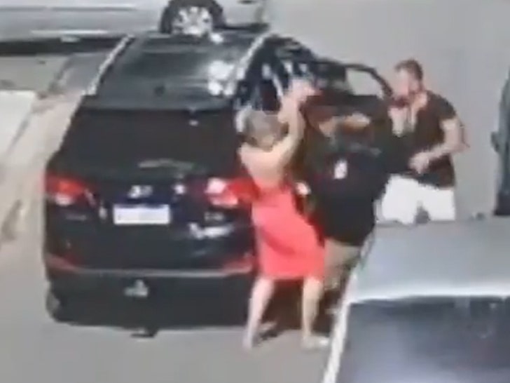 120623-thiago-cezar-first-punch-primary