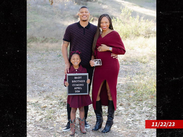 Allyson Felix pregnant family photo instagram