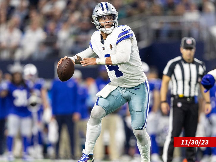 dak prescott PLAYING FOR THE COWBOYS