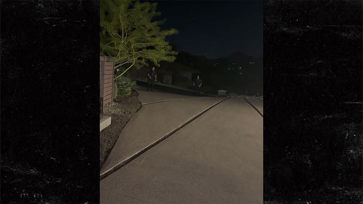 121823-chandler-jones-sub-kal