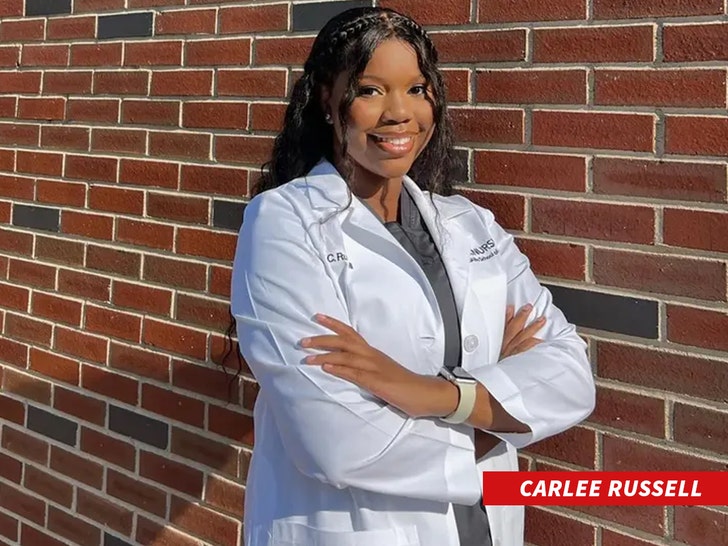 c1c2f75843e546eaad520b9d47ff1cfa_md carlee russell no credit 1