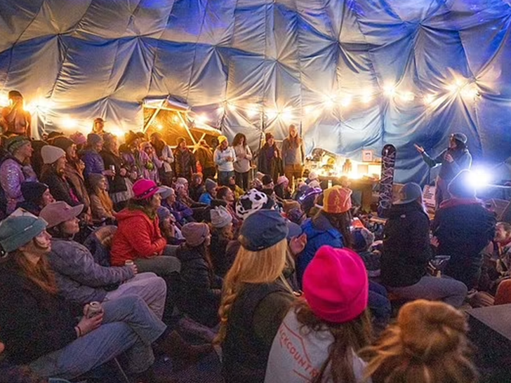 Women-only skiing event