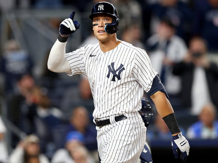 Aaron Judge On The Field