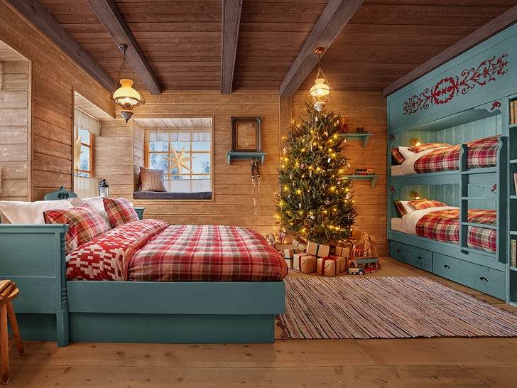 1204-Santa-Post-Office-Airbnb-photos-primary-4