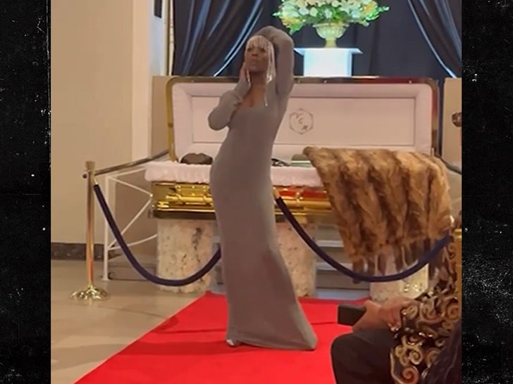 c69f72c33dee40eca564c5f7c2a9f48a_md 111423-funeral-runway-pose-primary