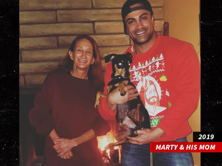 Sandlot' Marty York and his mom
