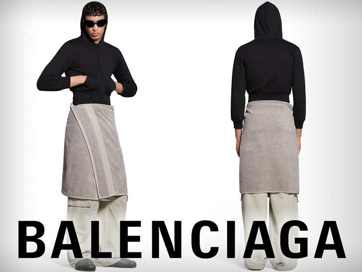 Balenciaga towel -