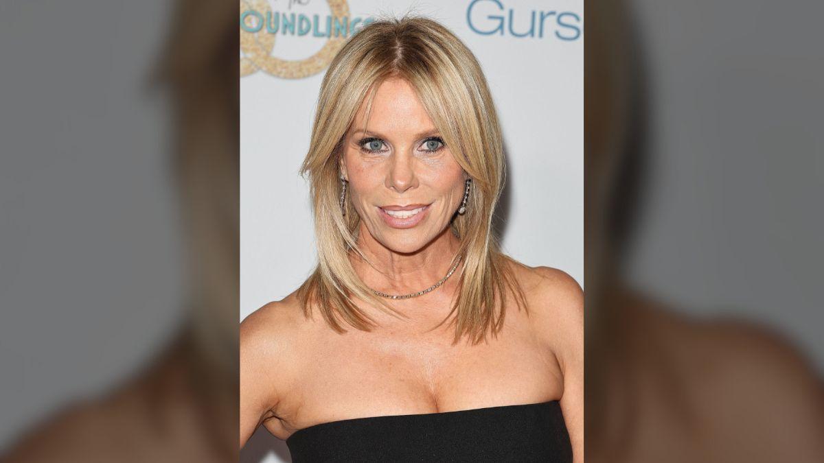 Insiders said Cheryl Hines stopped trying to win back Hollywood friends after defending Robert F. Kennedy Jr.