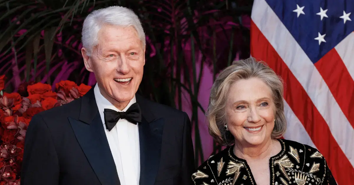 Photo of Bill and Hillary Clinton