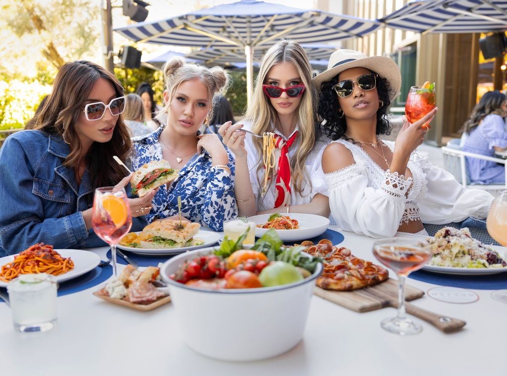 shop_vegas food drink passport_hilton_hero