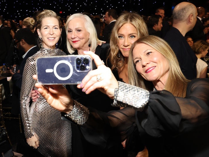 Critics Choice Awards 2024 -- Behind The Scenes