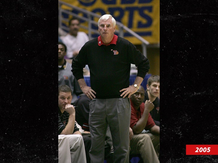 2005 bobby knight t teach basketball getty 1