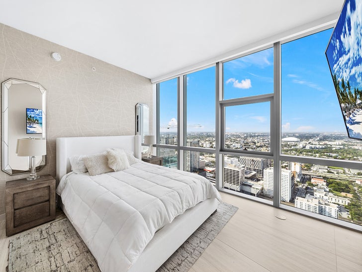 0108-larsa-pippen-miami-penthouse-photos-primary-5