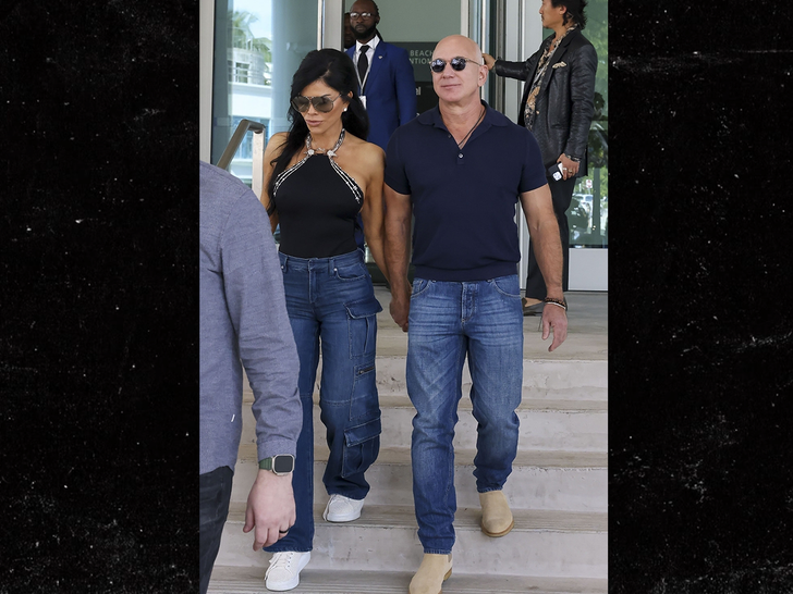 jeff bezos and lauren sanchez in Miami