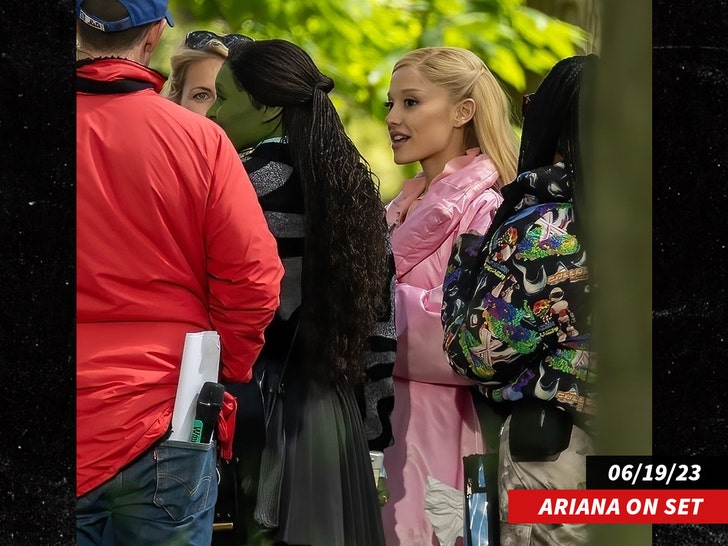 ariana grande backgrid wicked set 1