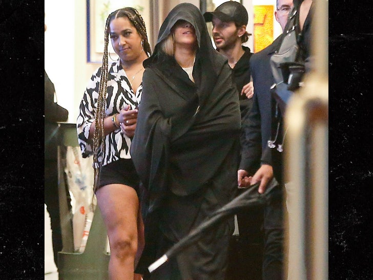 Beyonce channels Darth Vader