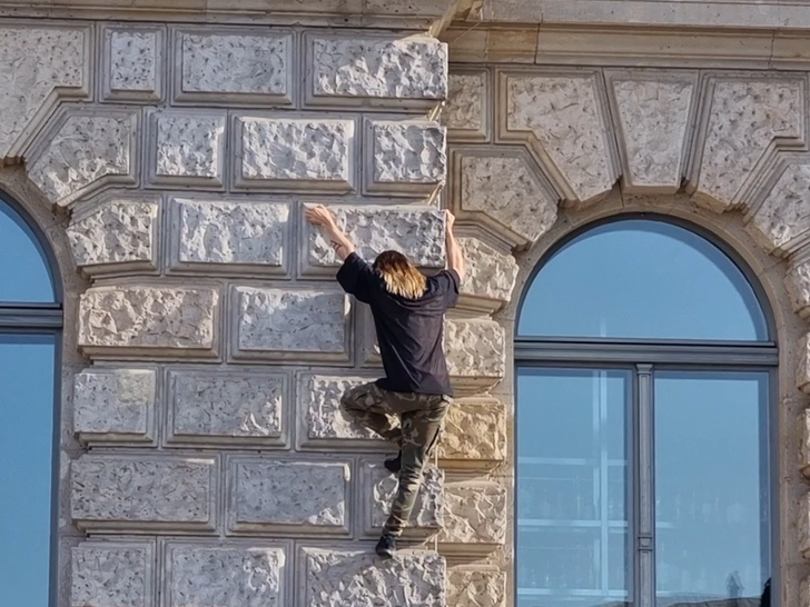 leto climbing