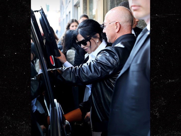 jeff bezos lauren sanchez