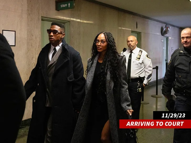 Jonathan Majors meagan good arriving to court november 29 ap 1