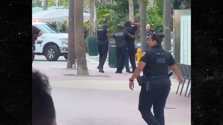 ee37b70cda624e9583d765e6ea60448c_md 072823_larsa_pippen_kal