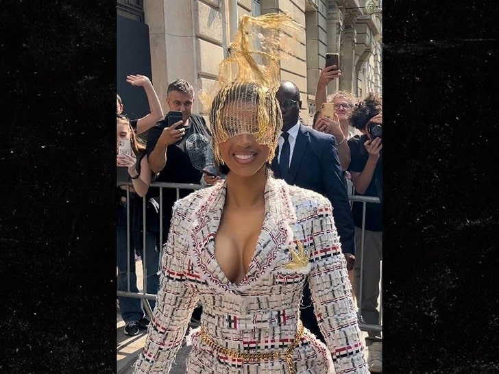 f1fb8dd8b6754b20b7f71465ca439da6_md cardi b