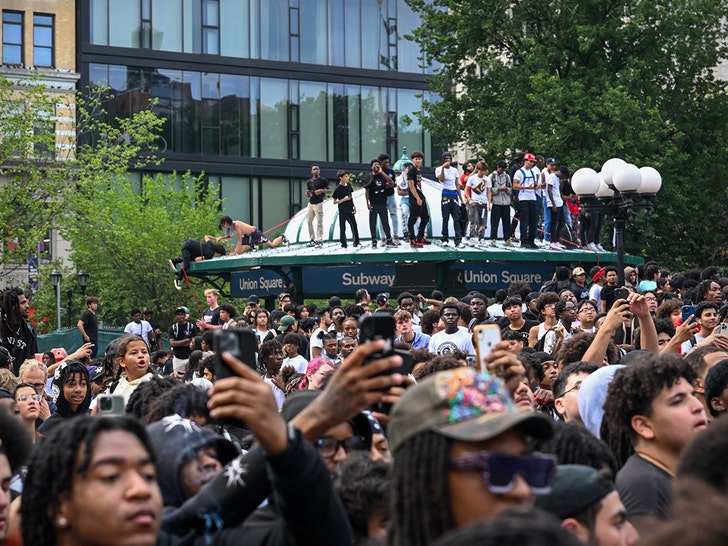 Kai Cenat NYC Giveaway Riot