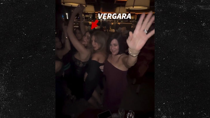 012124_sofia_vergara_kal